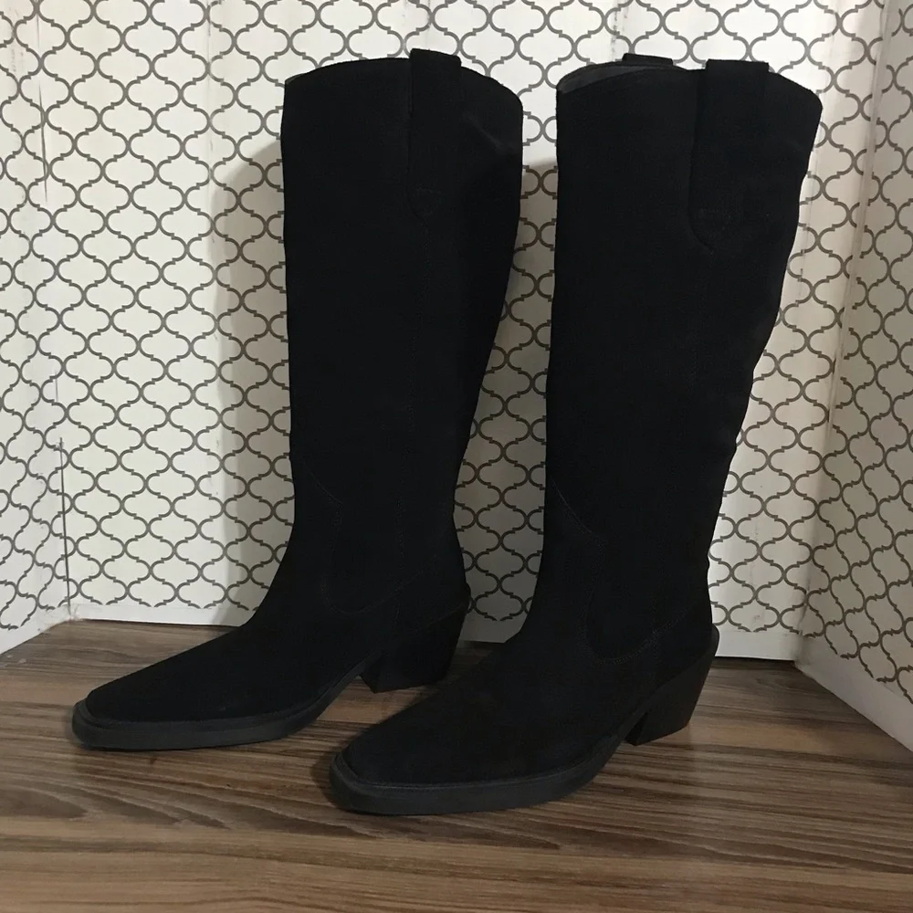 NWOT NA-KD Suede Cowboy Boots Size 8.5